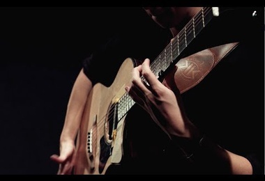 Beethoven's 5th Symphony on One Guitar - Marcin Patrzalek