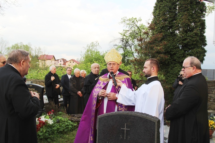 30. rocznica śmierci ks. prał. Jana Marszałka w Łodygowicach