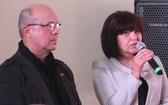 Patriotyczne widowisko w wykonaniu uczniów i abolwentów SP w Malcu
