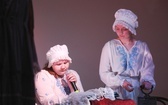 Patriotyczne widowisko w wykonaniu uczniów i abolwentów SP w Malcu