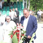 Poświęcenie pomnika pomordowanych żołnierzy "Bartka" w Starym Grodkowie