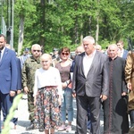 Poświęcenie pomnika pomordowanych żołnierzy "Bartka" w Starym Grodkowie