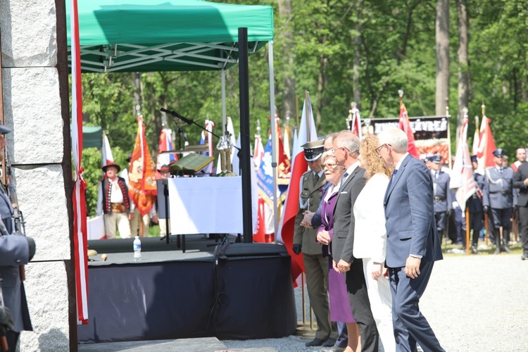 Poświęcenie pomnika pomordowanych żołnierzy "Bartka" w Starym Grodkowie