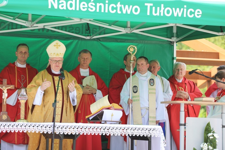 Poświęcenie pomnika pomordowanych żołnierzy "Bartka" w Starym Grodkowie