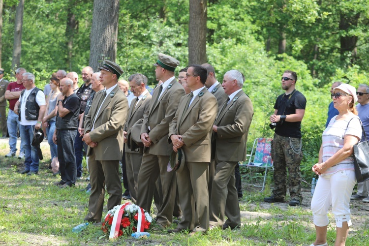 Poświęcenie pomnika pomordowanych żołnierzy "Bartka" w Starym Grodkowie