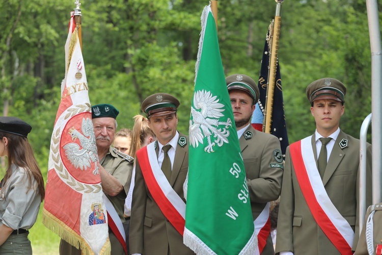 Poświęcenie pomnika pomordowanych żołnierzy "Bartka" w Starym Grodkowie