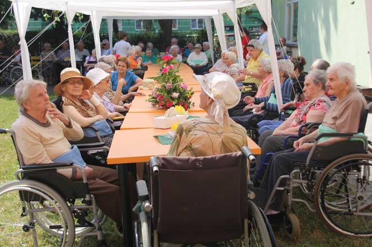 Rozśpiewana zofiówka