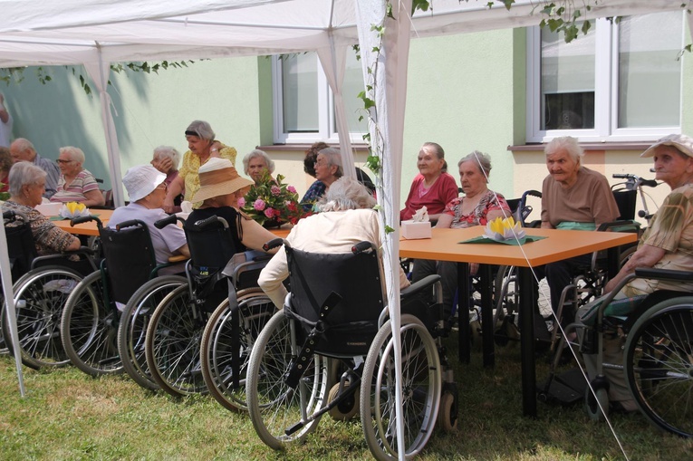 Rozśpiewana zofiówka