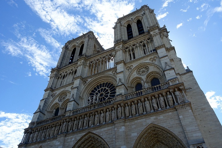 Katedra Notre Dame powraca do życia, za tydzień pierwsza Msza