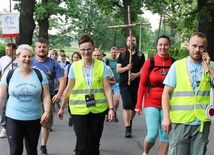 Ekstremalni pielgrzymi jasnogórscy wyruszyli z jawiszowickiej parafii Matki Bożej Bolesnej.