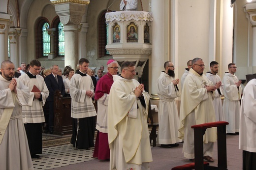 Panewniki. Święcenia u franciszkanów i cystersów