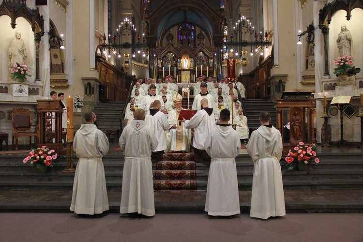 Panewniki. Święcenia u franciszkanów i cystersów