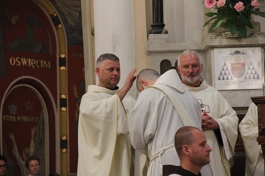 Panewniki. Święcenia u franciszkanów i cystersów