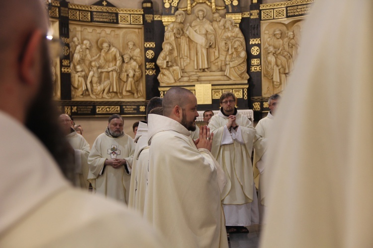 Panewniki. Święcenia u franciszkanów i cystersów