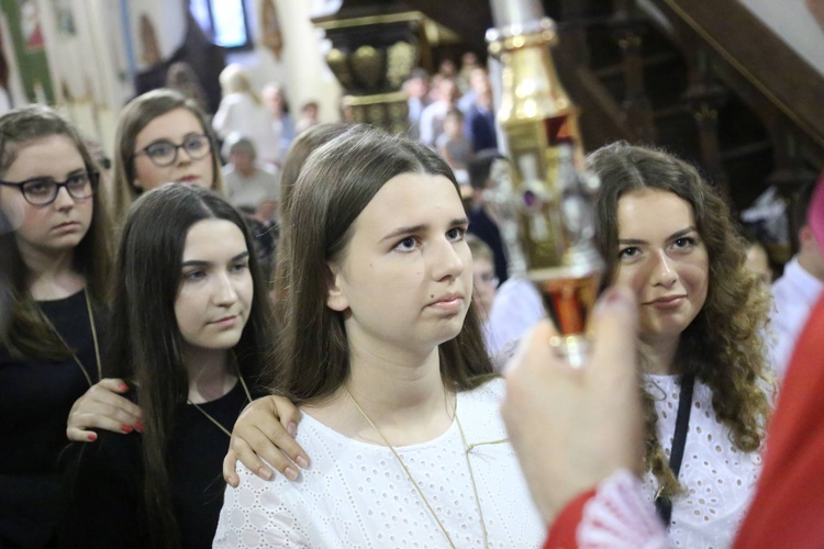 Bierzmowanie w Ciężkowicach