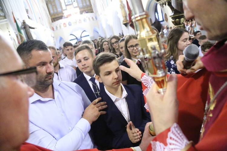 Bierzmowanie w Ciężkowicach