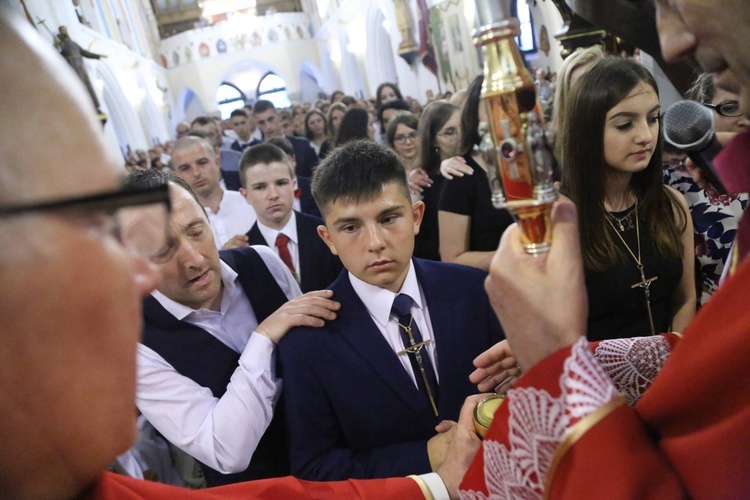 Bierzmowanie w Ciężkowicach