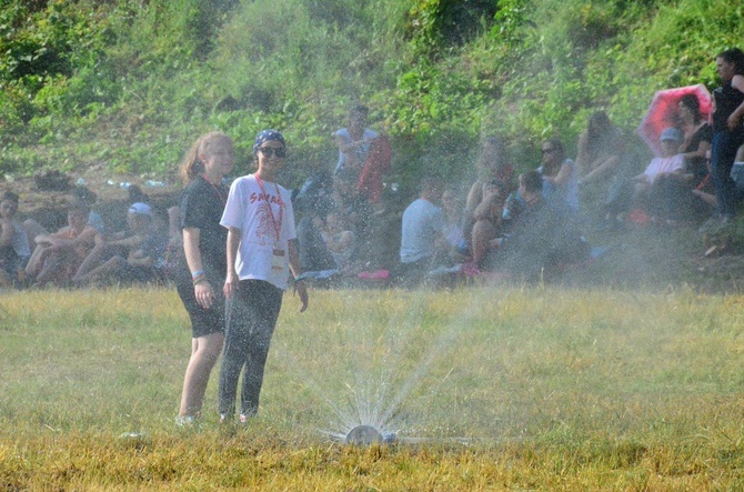 Drugi dzień spotkań młodych 