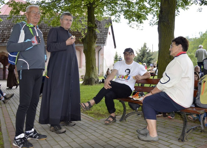 Pielgrzymka Noworudzian do Barda Śląskiego - cz. 02