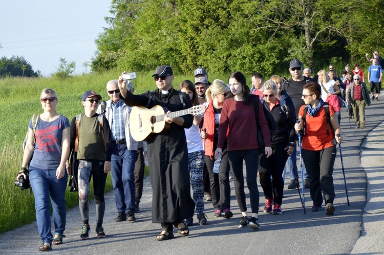 Pielgrzymka Noworudzian do Barda Śląskiego - cz. 02