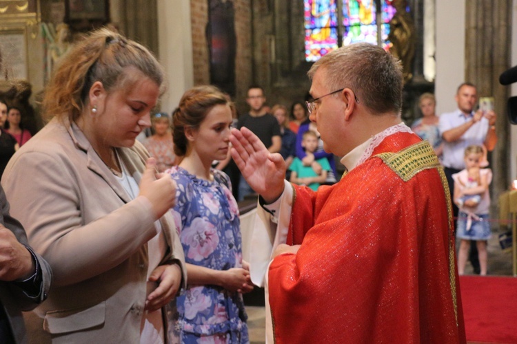 Rozesłanie misyjne wolontariuszy SWM "Młodzi Światu"