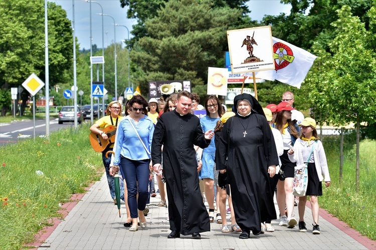 Pielgrzymka Eucharystycznego Ruchu Młodych do Świebodzina