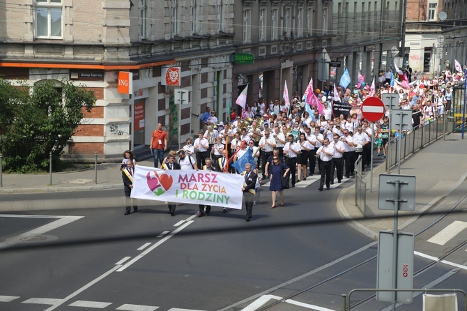 Marsz dla życia i rodziny w Katowicach 