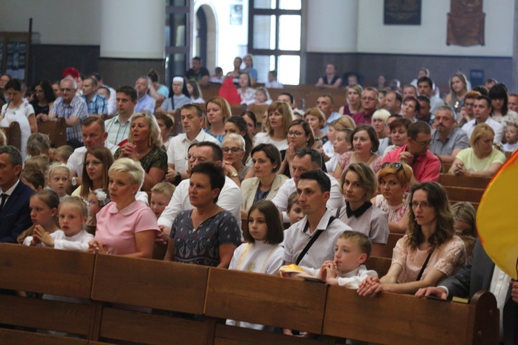 Pielgrzymka dzieci komunijnych do katedry