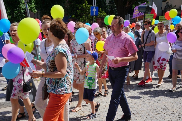 Marsz dla Życia i Rodziny w Dzierżoniowie