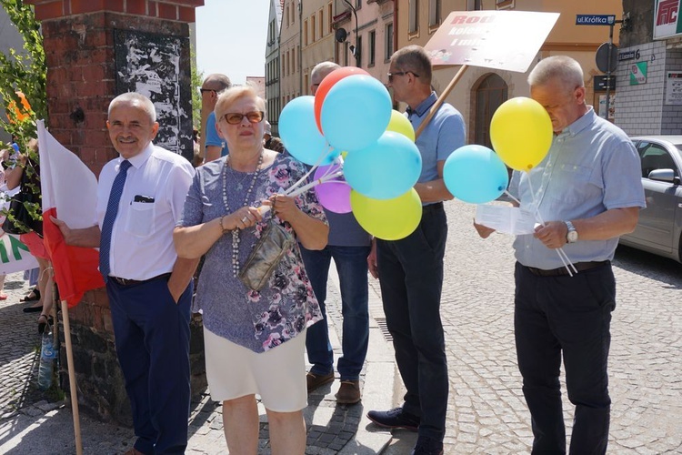 Marsz dla Życia i Rodziny w Dzierżoniowie