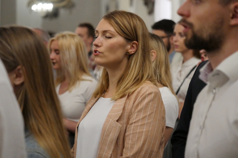 Nocna Msza św. na Zesłanie Ducha Świętego 2019