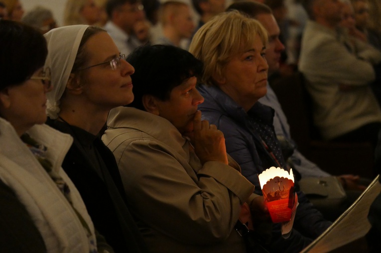 Nocna Msza św. na Zesłanie Ducha Świętego 2019