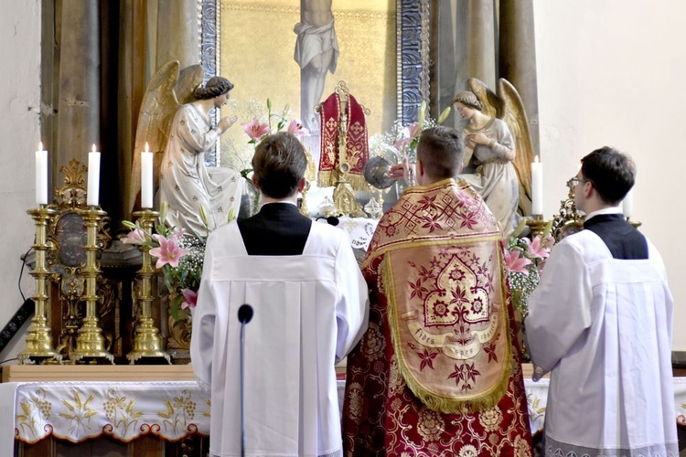 Wigilia Zesłania Ducha Świętego w duszpasterstwie tradycji łacińskiej