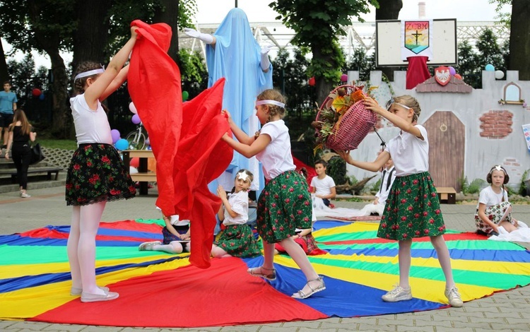 18. Szkolny Festyn "u Sióstr" w Bielsku-Białej