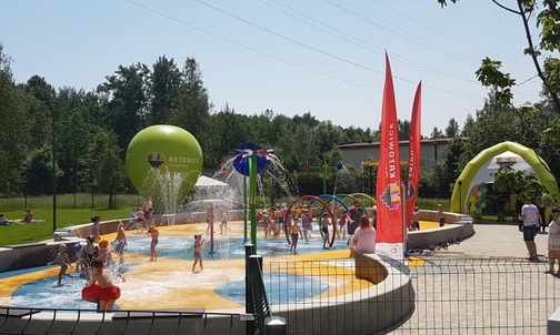 Katowice: uruchomiono kolejny wodny plac zabaw dla dzieci [ZDJĘCIA]