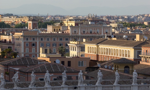 Franciszek zwołał spotkanie watykańskich dyplomatów
