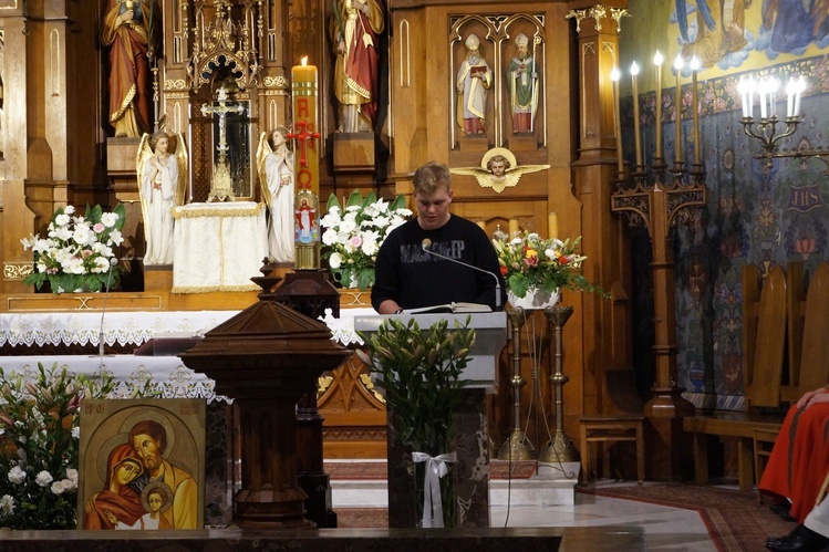 Czuwanie przed Zesłaniem Ducha Świętego w Żyrardowie