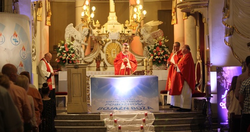 Podczas jubileuszu Eucharystii przewodniczył bp Wojciech Osial.