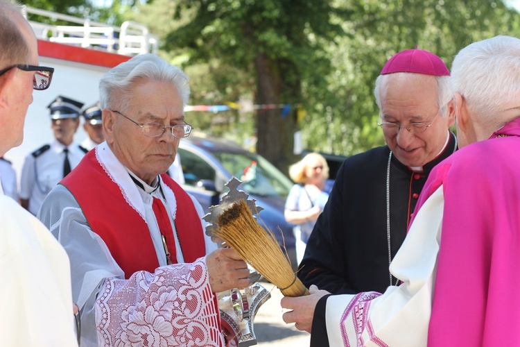 Jubileusz 25-lecia posługi ks. A. Kamińskiego w Babsku