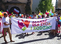 ▲	Tuż przed wyjściem na ulice miasta.