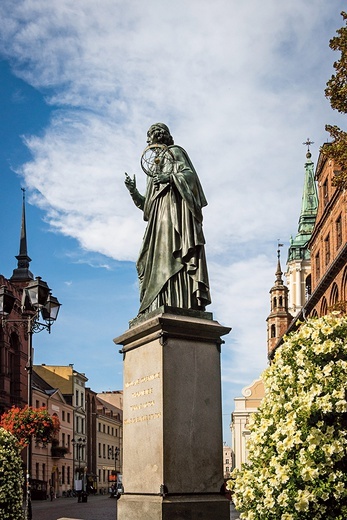 Pomnik M. Kopernika w Toruniu