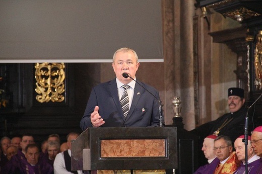 Pogrzeb abp. Bolesława Pylaka