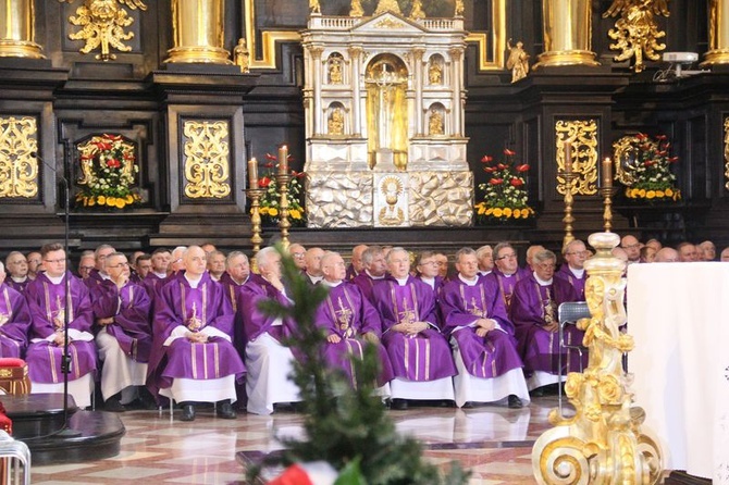 Pogrzeb abp. Bolesława Pylaka