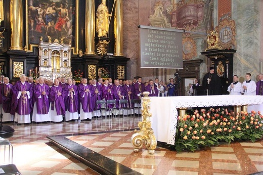 Pogrzeb abp. Bolesława Pylaka