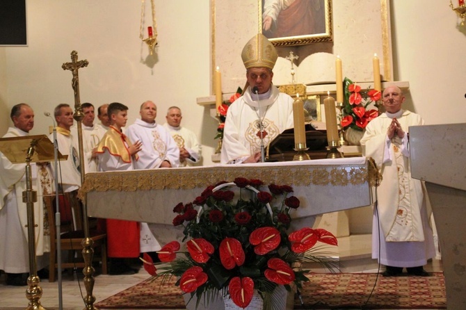 Poświęcenie kościoła Najświętszego Serca Pana Jezusa w Słotwinie