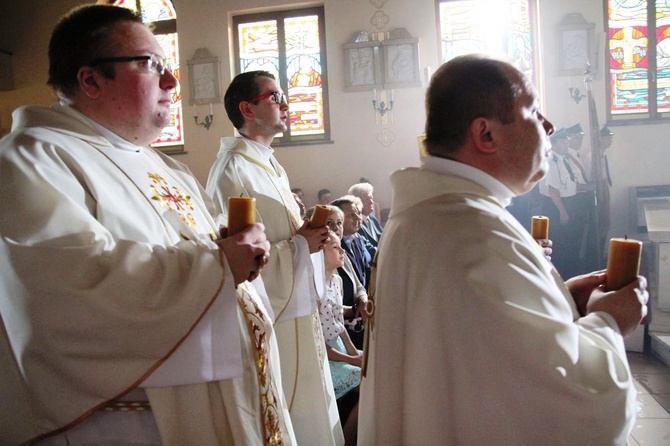 Poświęcenie kościoła Najświętszego Serca Pana Jezusa w Słotwinie