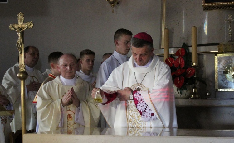 Poświęcenie kościoła Najświętszego Serca Pana Jezusa w Słotwinie