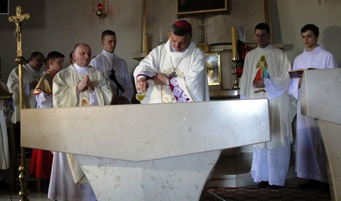 Poświęcenie kościoła Najświętszego Serca Pana Jezusa w Słotwinie