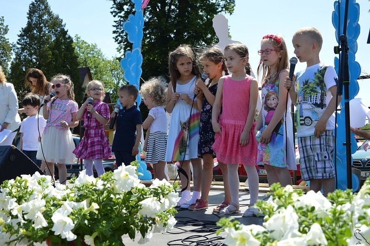 Piknik rodzinny w Nowej Rudzie-Słupcu