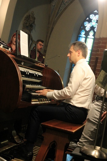 Koncert inauguracyjny 28. Legnickich Wieczorów Organowych